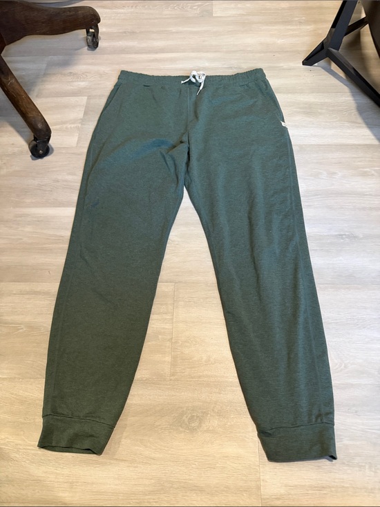 Vuori Other - Vuori Men's Olive Green Jogger Sweatpants with Drawstring size large